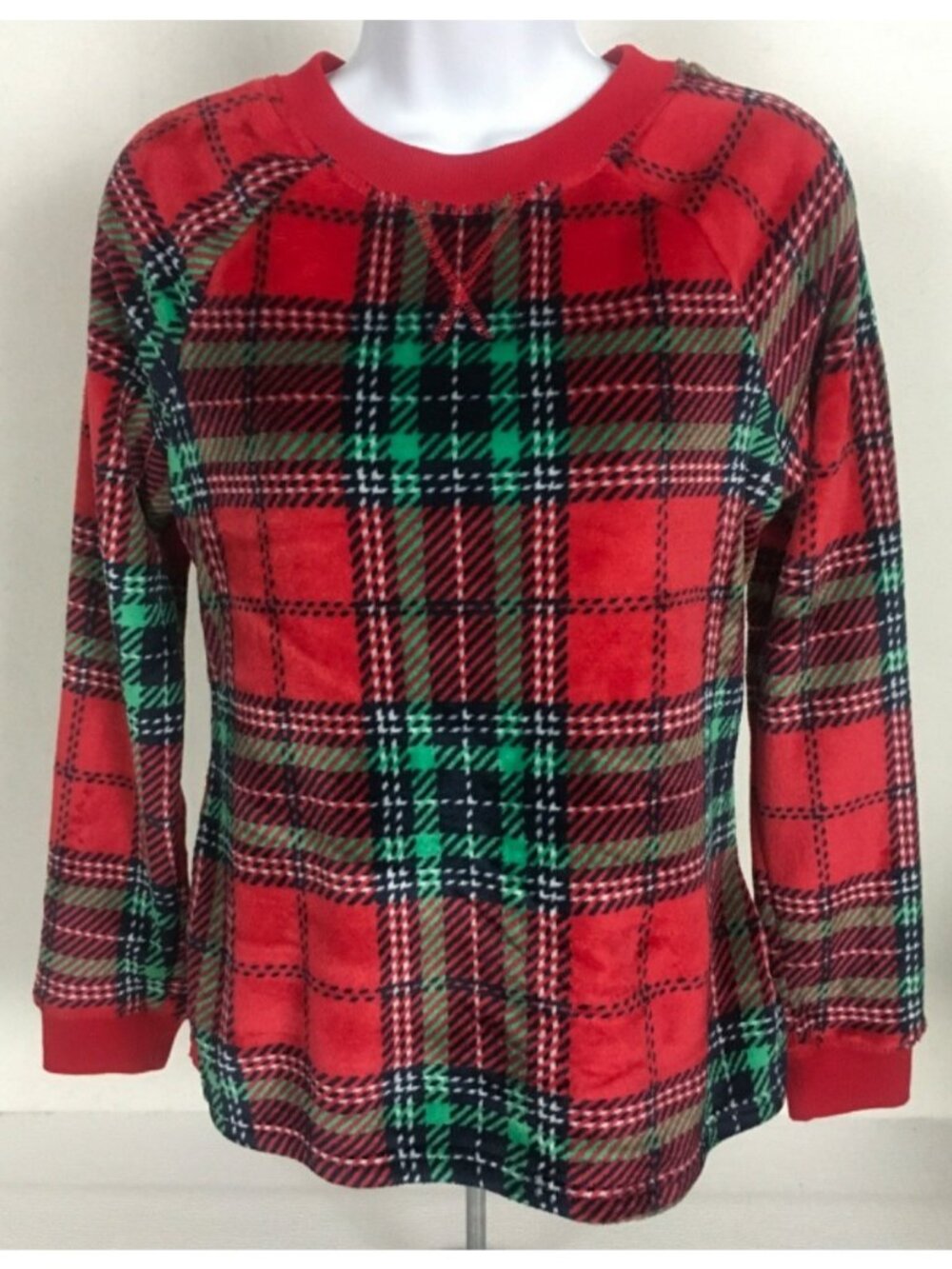 Pajama Top Women Size S Red Green Black Plaid Long Sleeves Crew Neck Very Soft